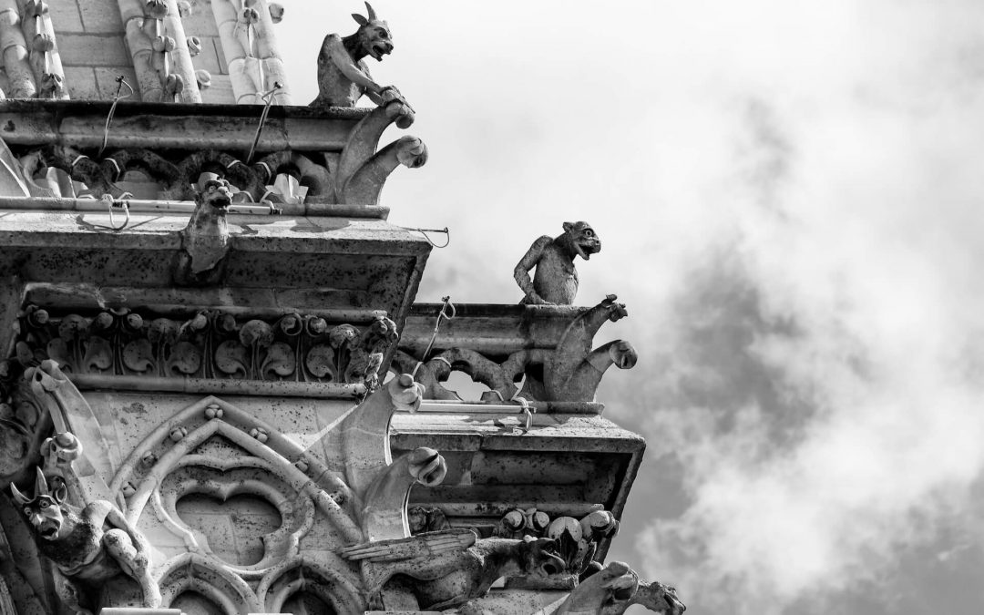 Las otras destrucciones de Notre-Dame