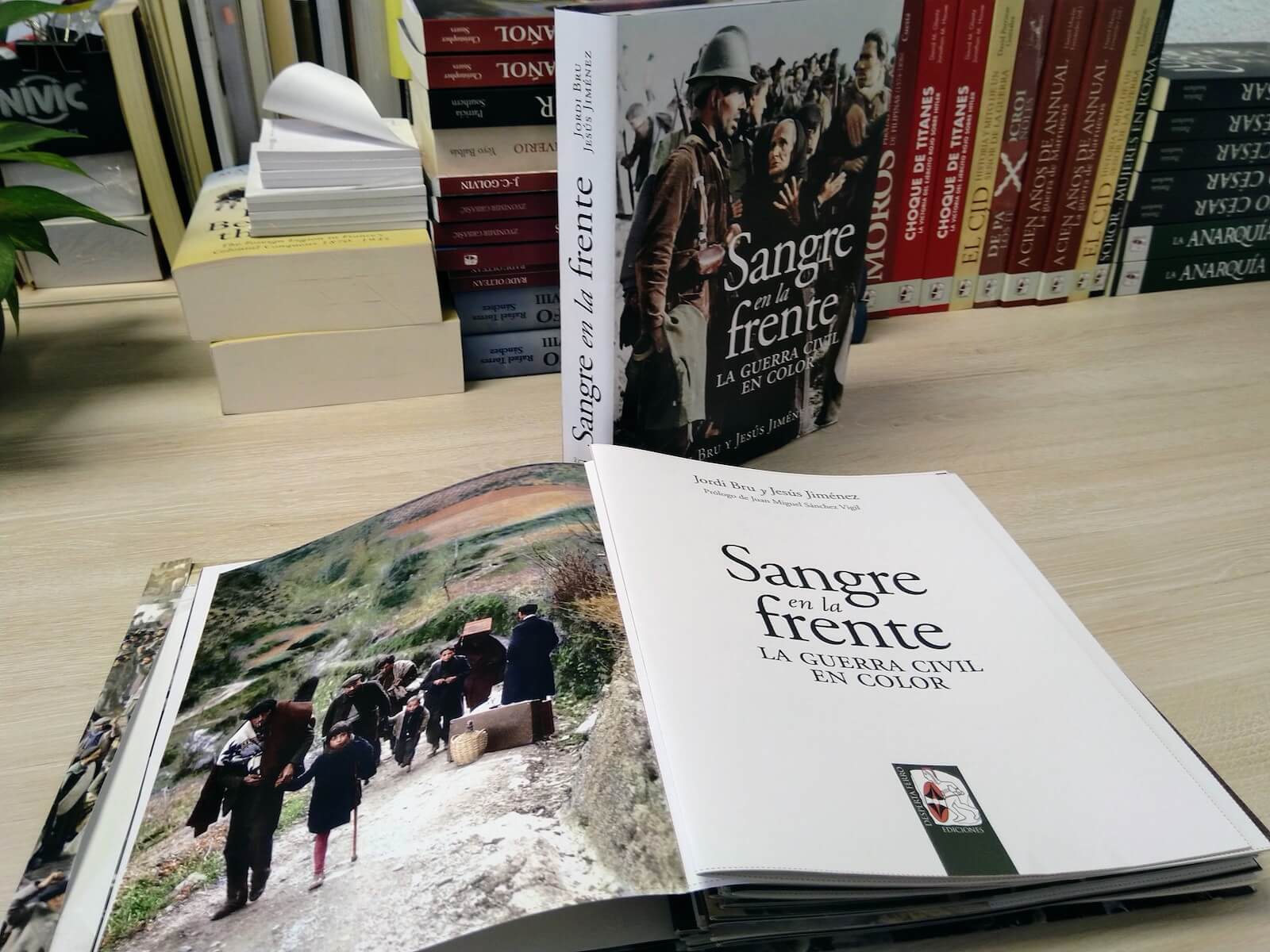 Sangre en la frente papel ferros 