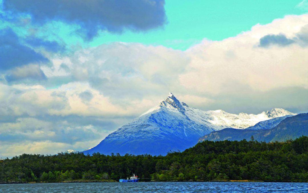 Arqueología en el mar interior de Última Esperanza (Magallanes, Chile)