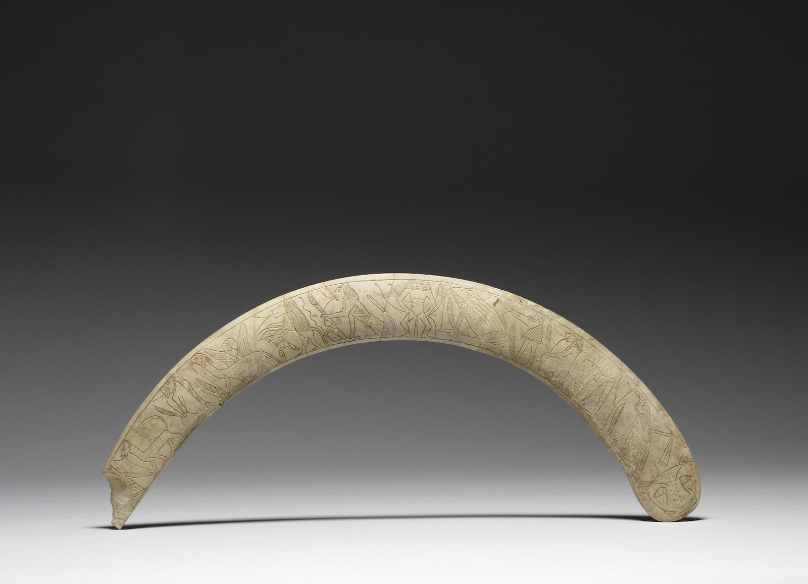 Cuchillo mágico vaso bes