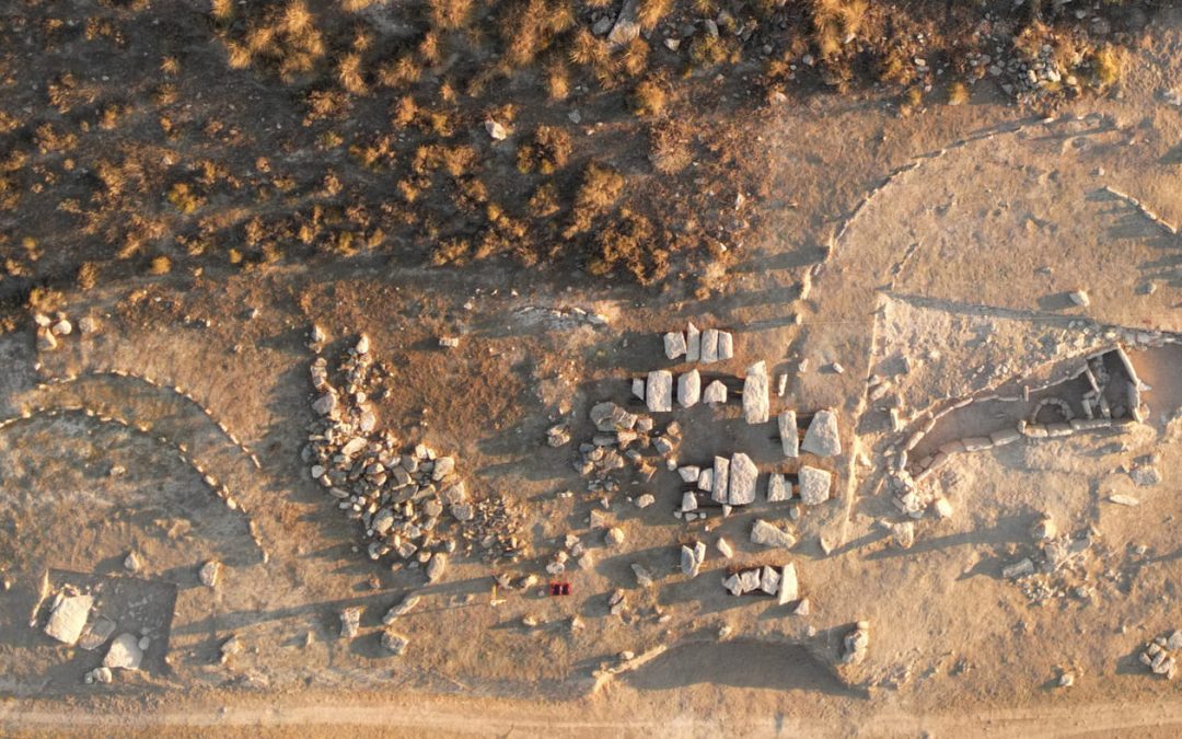 Temporalidad y movilidad en la necrópolis megalítica de La Lentejuela (Teba, Málaga). Análisis radiocarbónicos y de isótopos de estroncio en restos óseos humanos.