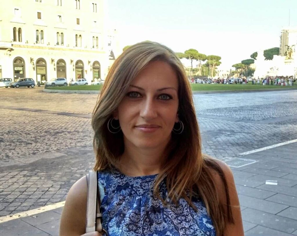 Sonia Vital Fernández Urraca reina trono rey